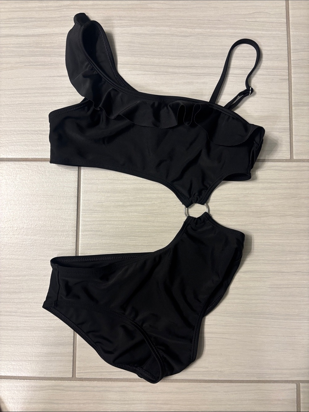 NWOT Girls Black One-Shoulder Cutout Bikini size 9/10